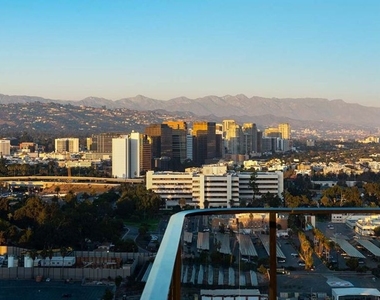 11750 Wilshire Boulevard - Photo Thumbnail 14
