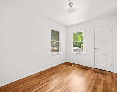 2004 Echo Park Avenue - Photo Thumbnail 21