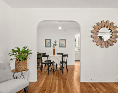 2004 Echo Park Avenue - Photo Thumbnail 5