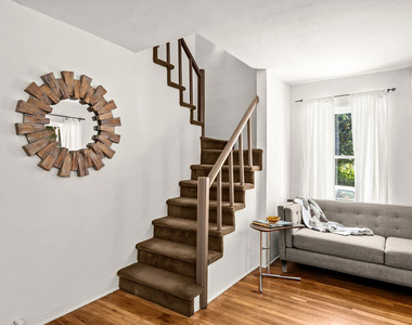 2004 Echo Park Avenue - Photo Thumbnail 14