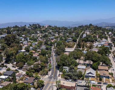 2004 Echo Park Avenue - Photo Thumbnail 32