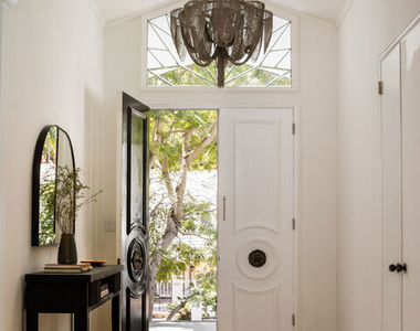 936 Chantilly Road - Photo Thumbnail 3