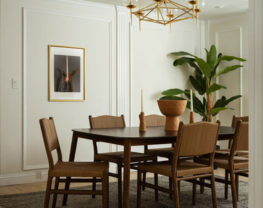 936 Chantilly Road - Photo Thumbnail 5
