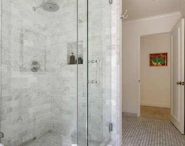 936 Chantilly Road - Photo Thumbnail 15