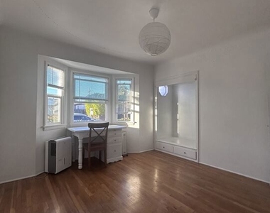 12444 Greene Avenue - Photo Thumbnail 16