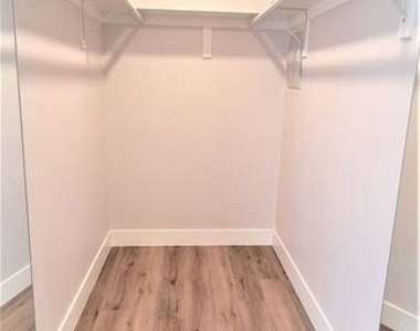 3672 Jasmine Avenue - Photo Thumbnail 13
