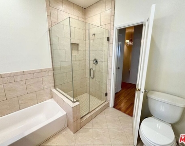 128 S Palm Drive - Photo Thumbnail 10