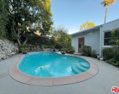 3323 Reta Street - Photo Thumbnail 32