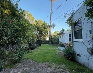 3323 Reta Street - Photo Thumbnail 35