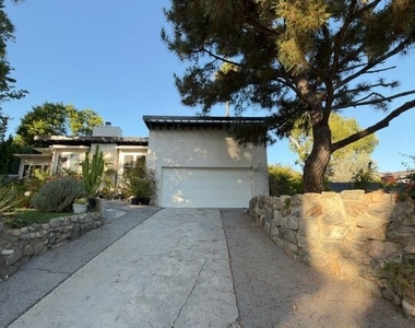 3323 Reta Street - Photo Thumbnail 49