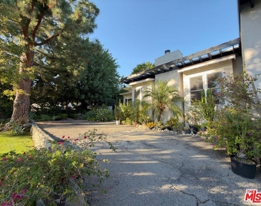 3323 Reta Street - Photo Thumbnail 43