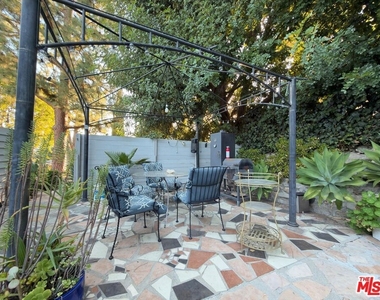3323 Reta Street - Photo Thumbnail 30