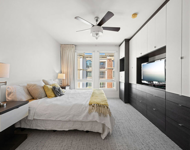 556 Caruso Avenue - Photo Thumbnail 12