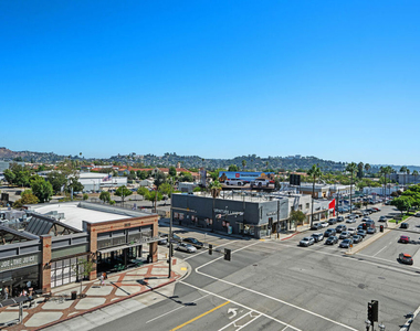 556 Caruso Avenue - Photo Thumbnail 7
