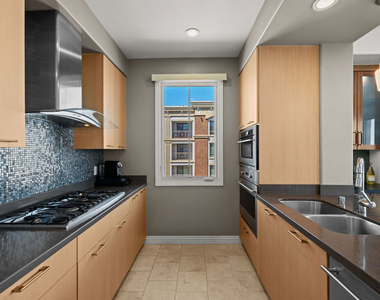 556 Caruso Avenue - Photo Thumbnail 9
