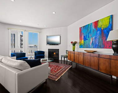 556 Caruso Avenue - Photo Thumbnail 1