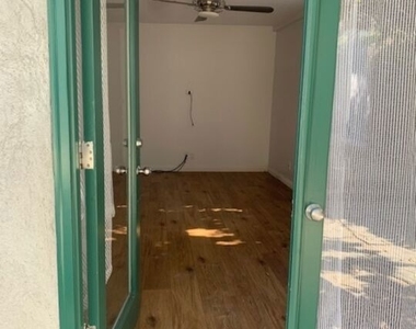 8585 Airdrome Street - Photo Thumbnail 23