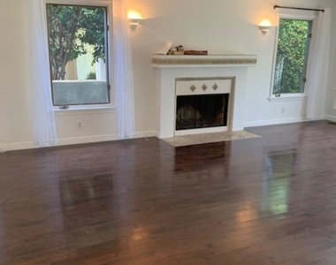 8585 Airdrome Street - Photo Thumbnail 6