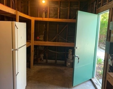8585 Airdrome Street - Photo Thumbnail 25