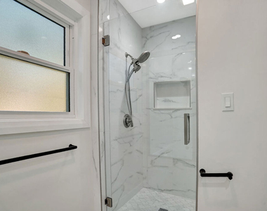 23153 Gonzales Drive - Photo Thumbnail 11