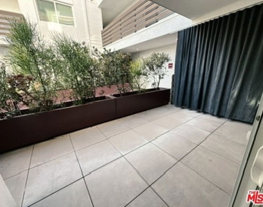 5825 Cameford - Photo Thumbnail 7
