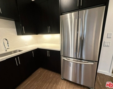 5825 Cameford - Photo Thumbnail 21