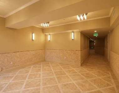 12234 Montana Avenue - Photo Thumbnail 19