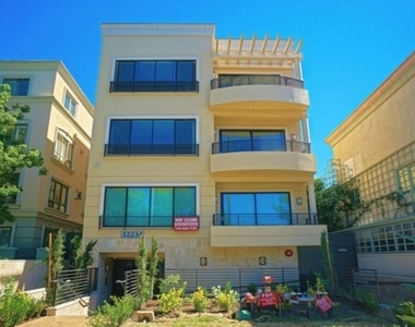 12234 Montana Avenue - Photo Thumbnail 21