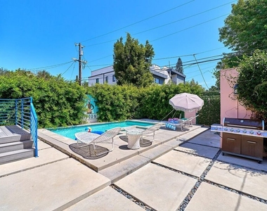 848 N Las Palmas Avenue - Photo Thumbnail 42
