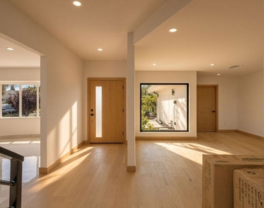 2407 Guthrie Drive - Photo Thumbnail 6