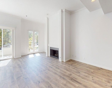 230 S Hamilton Drive - Photo Thumbnail 29