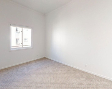 230 S Hamilton Drive - Photo Thumbnail 27