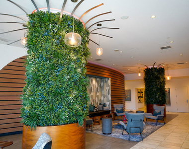 707 E Ocean Boulevard - Photo Thumbnail 6