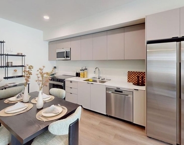 127 W Pomona Avenue - Photo Thumbnail 6