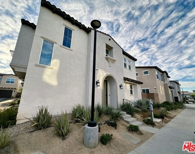 47470 Aloe Way - Photo Thumbnail 2