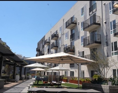950 E 3rd Street - Photo Thumbnail 28