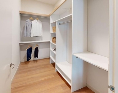 5420 W Sunset Boulevard - Photo Thumbnail 9