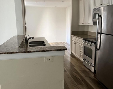 8889 Caminito Plaza Centro - Photo Thumbnail 3