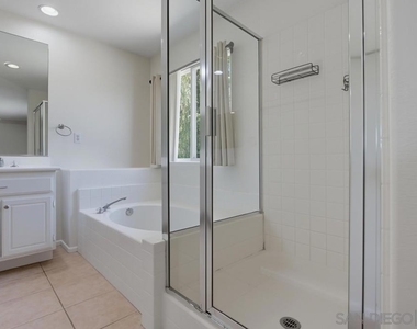 2980 Oakstone Creek Pl - Photo Thumbnail 16