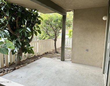 824 Pinetree Circle - Photo Thumbnail 6