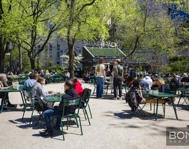 East 29th Street - Photo Thumbnail 7