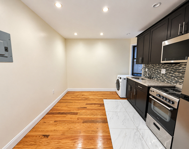 32 Rogers Avenue - Photo Thumbnail 2