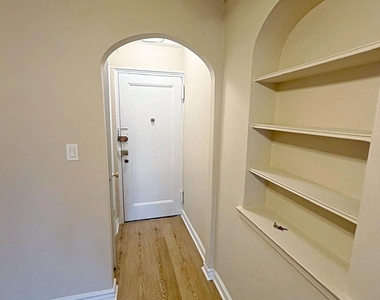 4115 45th Street - Photo Thumbnail 9