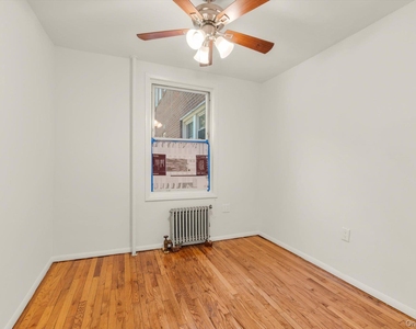 4401 Skillman Avenue - Photo Thumbnail 14