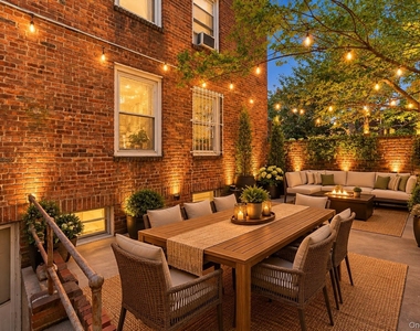 4401 Skillman Avenue - Photo Thumbnail 30