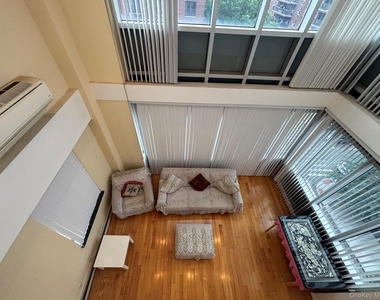 38-30 Parsons Blvd - Photo Thumbnail 12