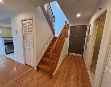 38-30 Parsons Blvd - Photo Thumbnail 10