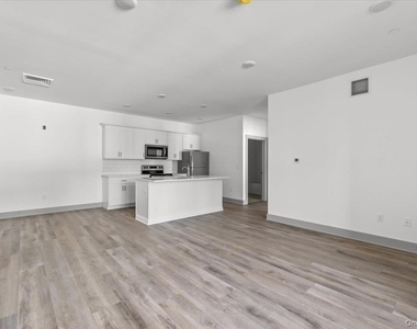 75 Forester Avenue - Photo Thumbnail 2