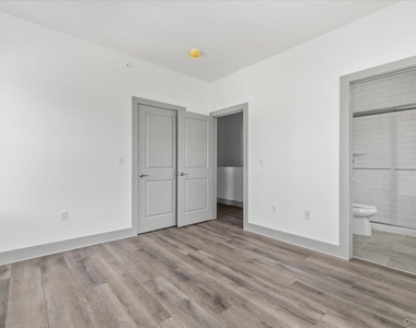 75 Forester Avenue - Photo Thumbnail 10