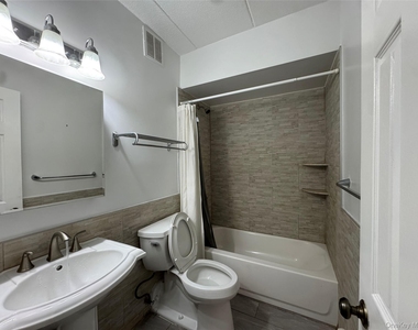 65-17 242nd Street - Photo Thumbnail 7